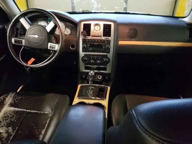 Photo 8 from auction – 2008 CHRYSLER 300 LIMITE with VIN 2C3KA33G98H258450