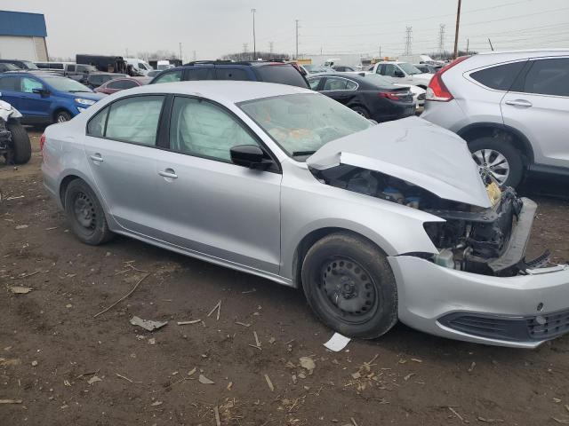 Photo 4 from auction – 2014 VOLKSWAGEN JETTA BASE with VIN 3VW2K7AJ1EM306354