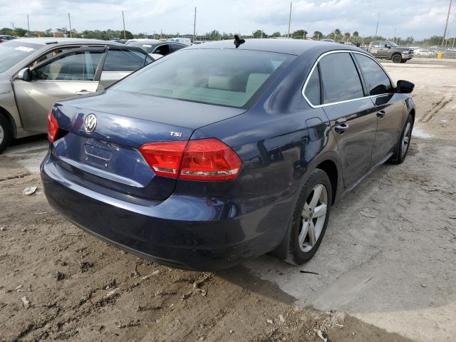 Photo 3 from auction – 2015 VOLKSWAGEN PASSAT S with VIN 1VWAT7A33FC102880
