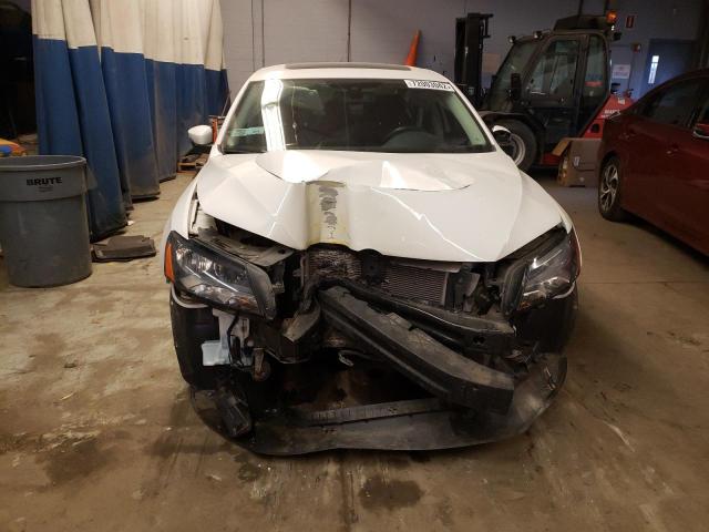 Photo 5 from auction – 2014 VOLKSWAGEN PASSAT SEL with VIN 1VWCN7A35EC086263