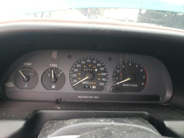 Photo 9 from auction – 1995 FORD ESCORT LX with VIN 1FASP11J3SW175916