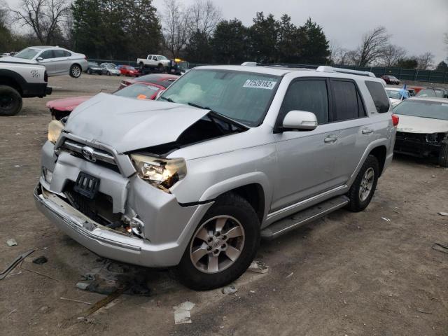 TOYOTA 4RUNNER SR 2011 مع رقم تعريف المركبة JTEZU5JR4B5023272 - صورة من المزاد