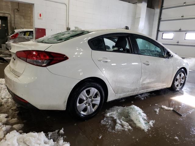 Photo 3 from auction – 2017 KIA FORTE LX with VIN 3KPFK4A78HE115357