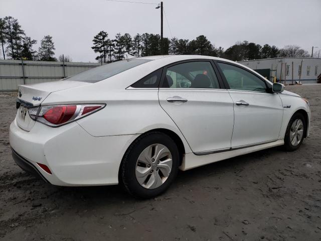 Photo 3 from auction – 2013 HYUNDAI SONATA HYB with VIN KMHEC4A4XDA097337