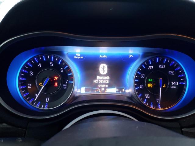 Photo 9 from auction – 2015 CHRYSLER 300 LIMITE with VIN 2C3CCAAG3FH818241
