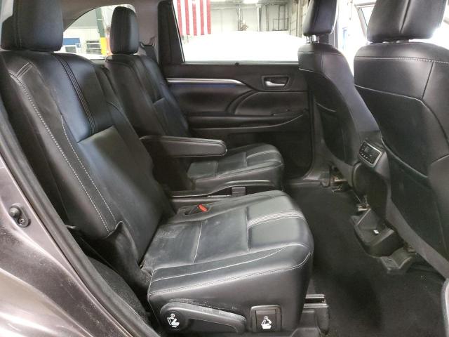 Photo 11 from auction – 2018 TOYOTA HIGHLANDER with VIN 5TDJZRFH7JS897781