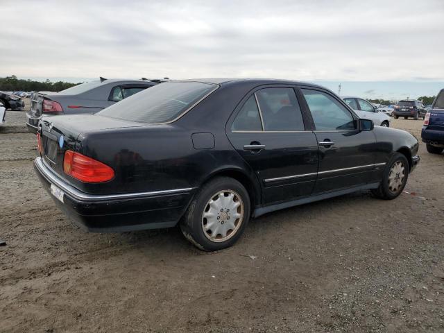 Photo 3 from auction – 1998 MERCEDES-BENZ E 320 with VIN WDBJF65FXWA608466