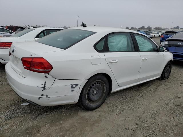 Photo 3 from auction – 2015 VOLKSWAGEN PASSAT S with VIN 1VWAT7A30FC065769