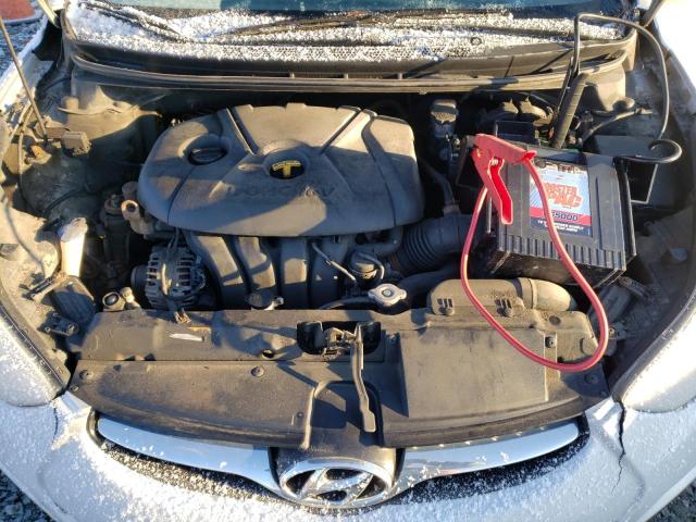 Photo 11 from auction – 2012 HYUNDAI ELANTRA GL with VIN 5NPDH4AE9CH120768