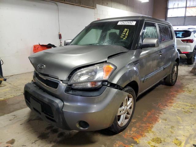 KIA SOUL + 2011 with VIN KNDJT2A27B7227302 - Photo from auction