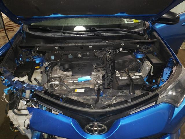 Photo 11 from auction – 2017 TOYOTA RAV4 LE with VIN 2T3BFREV0HW639194