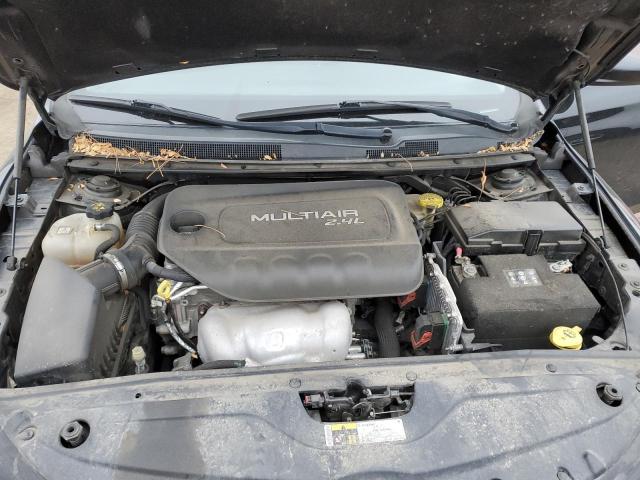 Photo 11 from auction – 2015 CHRYSLER 200 LIMITE with VIN 1C3CCCAB6FN546355