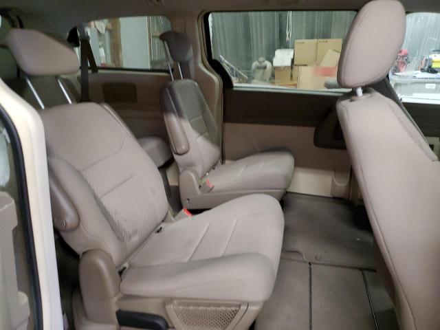 Photo 11 from auction – 2010 CHRYSLER TOWN & COU with VIN 2A4RR4DE8AR194112