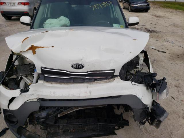 Photo 11 from auction – 2017 KIA SOUL with VIN KNDJN2A23H7459110