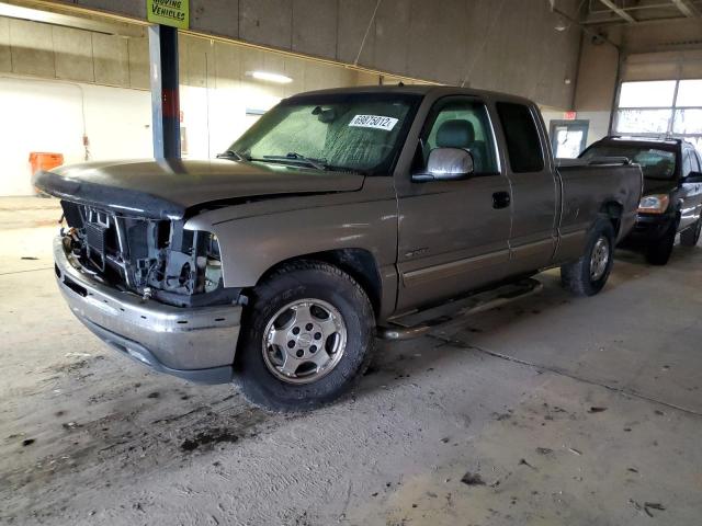 CHEVROLET SILVERADO 2002 with VIN 2GCEC19T421268251 - Photo from auction