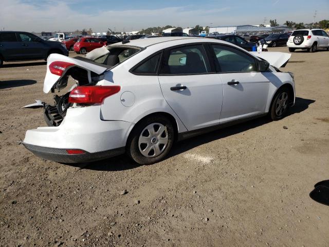 Photo 3 from auction – 2015 FORD FOCUS S with VIN 1FADP3E28FL335948