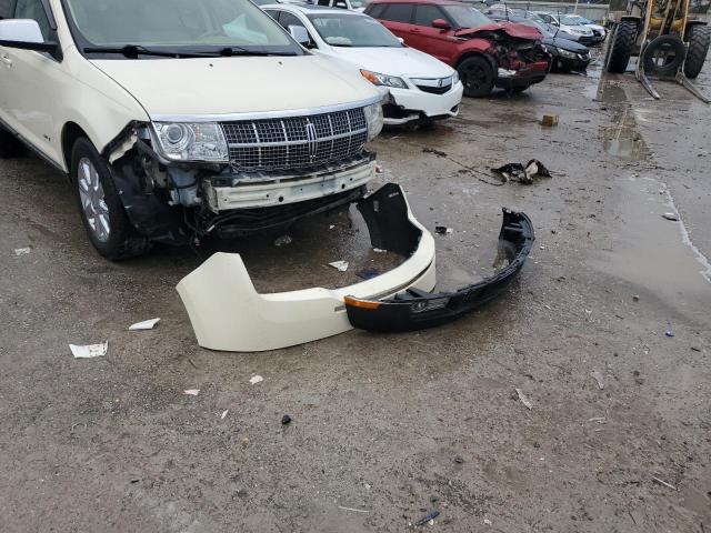 Photo 13 from auction – 2007 LINCOLN MKX with VIN 2LMDU68C57BJ34714