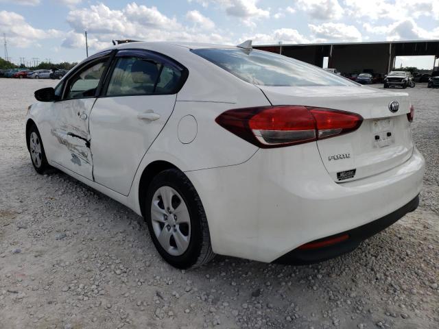 Photo 2 from auction – 2017 KIA FORTE LX with VIN 3KPFK4A76HE015290
