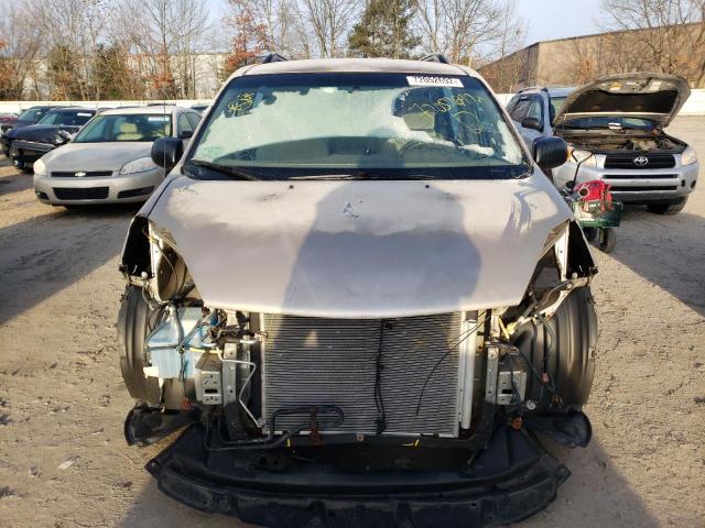 Photo 5 from auction – 2010 TOYOTA SIENNA CE with VIN 5TDKK4CC0AS311569
