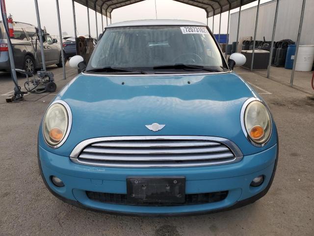 Photo 5 from auction – 2007 MINI COOPER with VIN WMWMF33527TU61408
