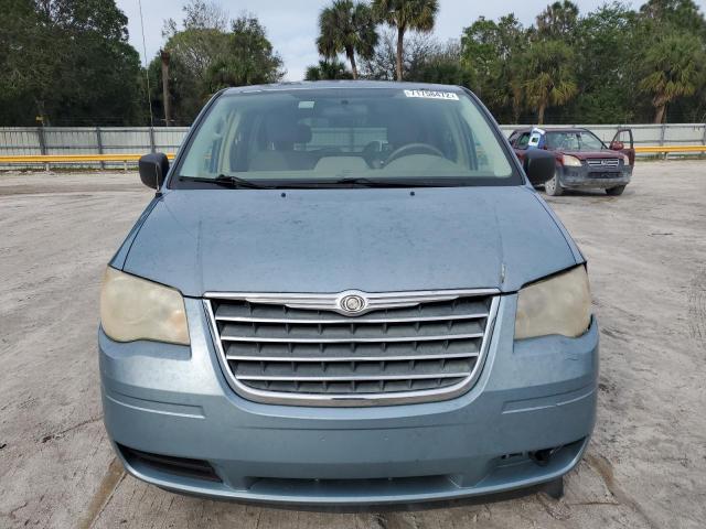 Photo 5 from auction – 2010 CHRYSLER TOWN & COU with VIN 2A4RR4DEXAR151486