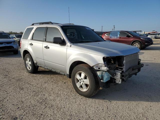 Photo 4 from auction – 2011 FORD ESCAPE XLS with VIN 1FMCU0C7XBKB52784