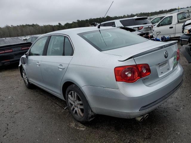 Photo 2 from auction – 2007 VOLKSWAGEN JETTA WOLF with VIN 3VWEG71K77M061828
