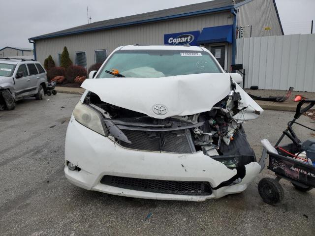 Photo 5 from auction – 2011 TOYOTA SIENNA XLE with VIN 5TDYK3DC8BS060756