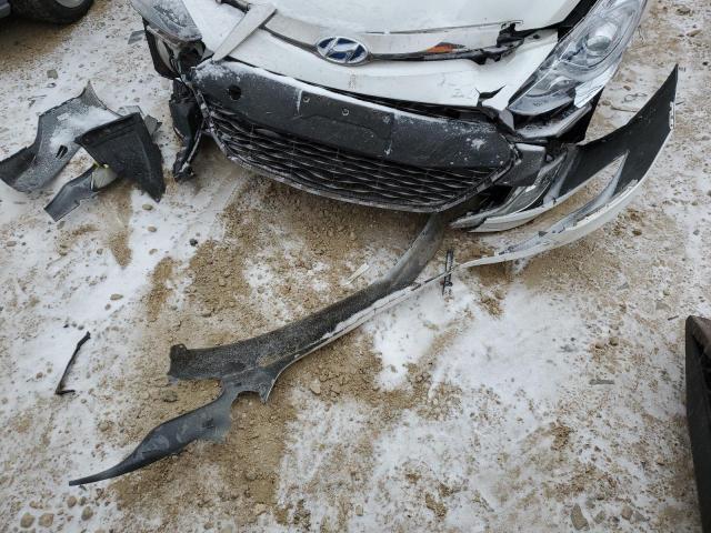 Photo 12 from auction – 2013 HYUNDAI SONATA HYB with VIN KMHEC4A44DA097060