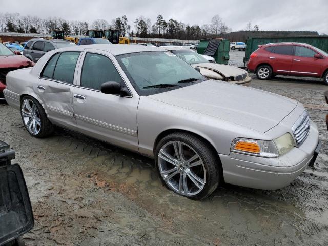Photo 4 from auction – 2011 FORD CROWN VICT with VIN 2FABP7EVXBX145767