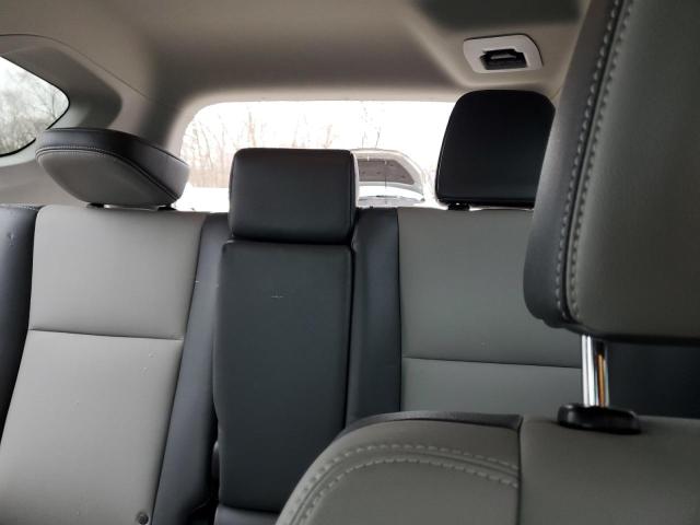 Photo 10 from auction – 2014 TOYOTA RAV4 LIMIT with VIN 2T3DFREV9EW196550