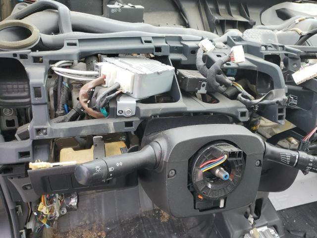 Photo 9 from auction – 2006 TOYOTA PRIUS with VIN JTDKB20U863200617