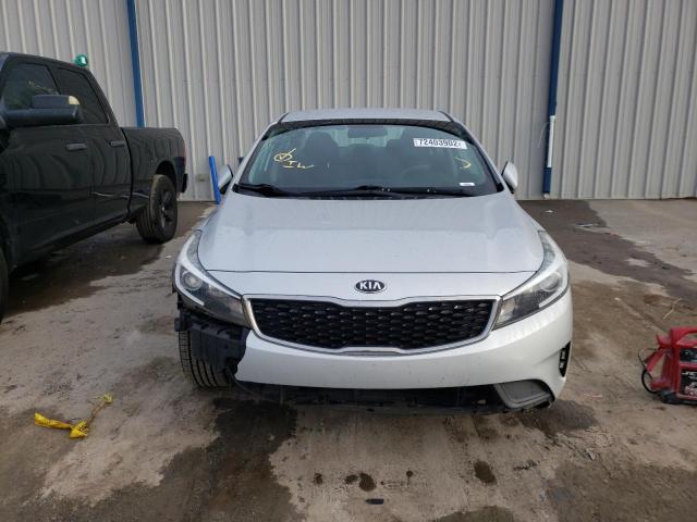 Zdjęcie 5 z aukcji – 2017 KIA FORTE LX z VIN 3KPFL4A72HE017986