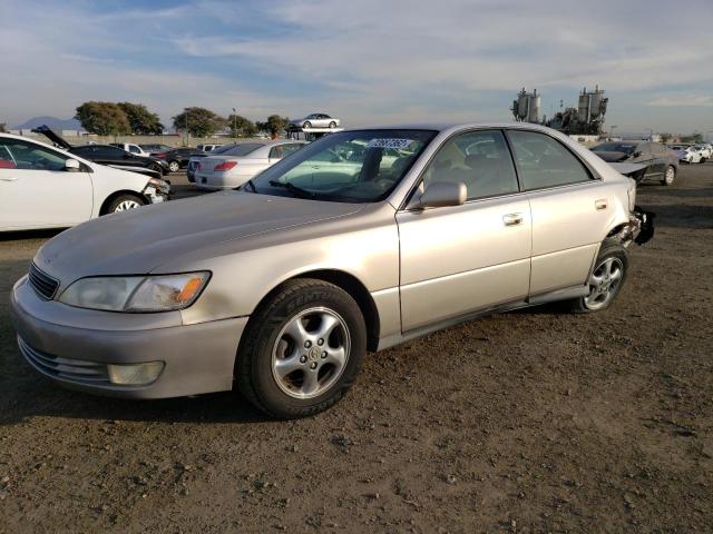 Zdjęcie 1 z aukcji – 1998 LEXUS ES 300 z VIN JT8BF28G4W5044534