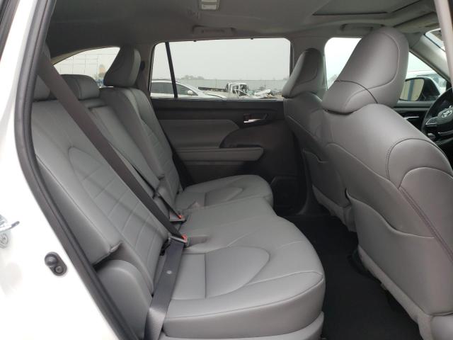 Photo 11 from auction – 2022 TOYOTA HIGHLANDER with VIN 5TDHZRAH6NS130595