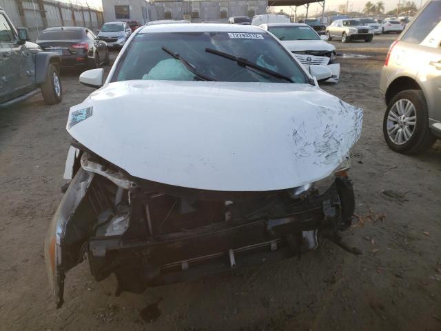 Photo 5 from auction – 2015 TOYOTA CAMRY LE with VIN 4T1BF1FK5FU106611