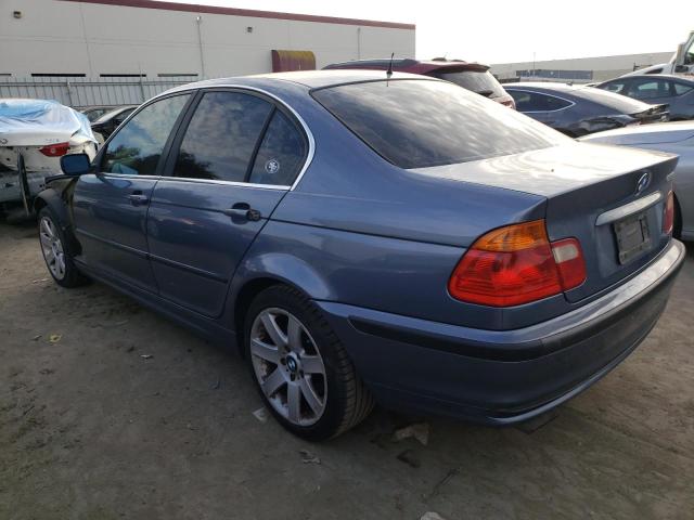 Photo 2 from auction – 2000 BMW 328 I with VIN WBAAM5341YJR61780