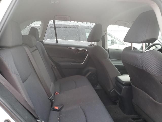 Photo 11 from auction – 2019 TOYOTA RAV4 LE with VIN JTMH1RFV7KD008292