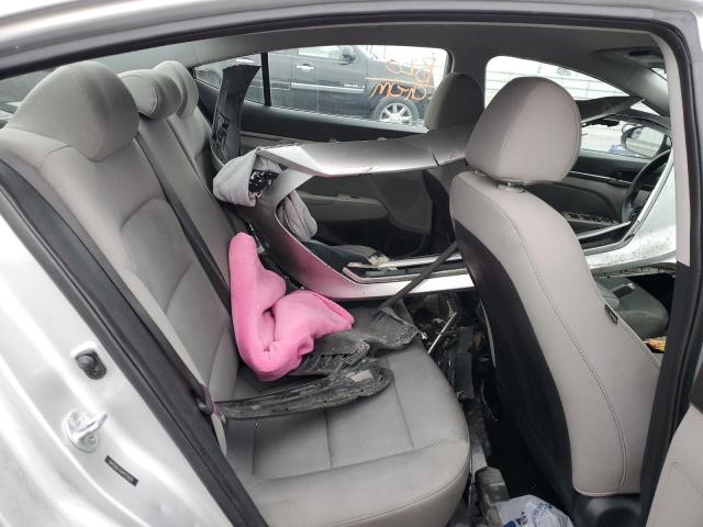 Photo 10 from auction – 2017 HYUNDAI ELANTRA SE with VIN 5NPD84LF6HH122829