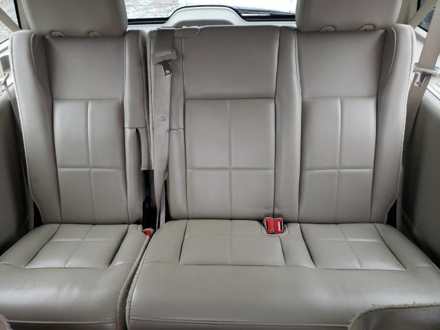 Photo 10 from auction – 2011 LINCOLN NAVIGATOR with VIN 5LMJJ3H53BEJ04953