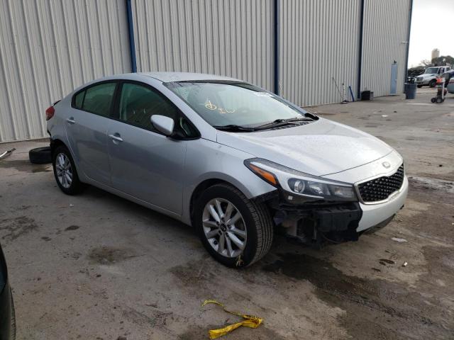 Photo 4 from auction – 2017 KIA FORTE LX with VIN 3KPFL4A72HE017986