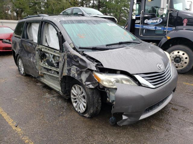 Photo 4 from auction – 2011 TOYOTA SIENNA XLE with VIN 5TDYK3DC0BS045877
