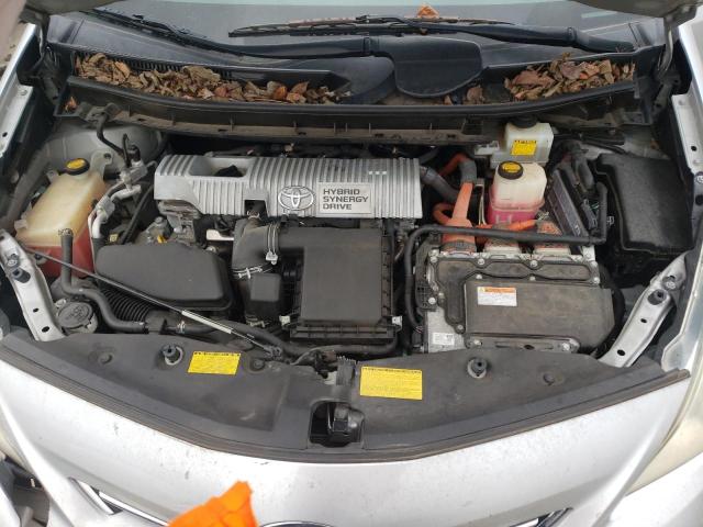 Photo 11 from auction – 2013 TOYOTA PRIUS V with VIN JTDZN3EU2D3202235