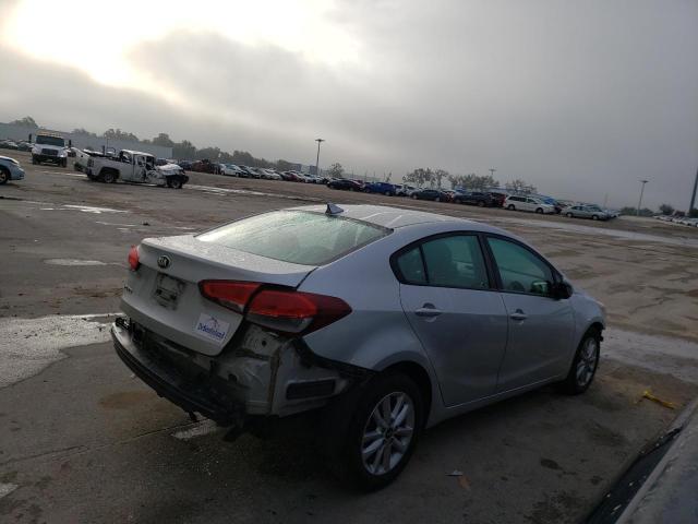 Photo 3 from auction – 2017 KIA FORTE LX with VIN 3KPFL4A72HE017986