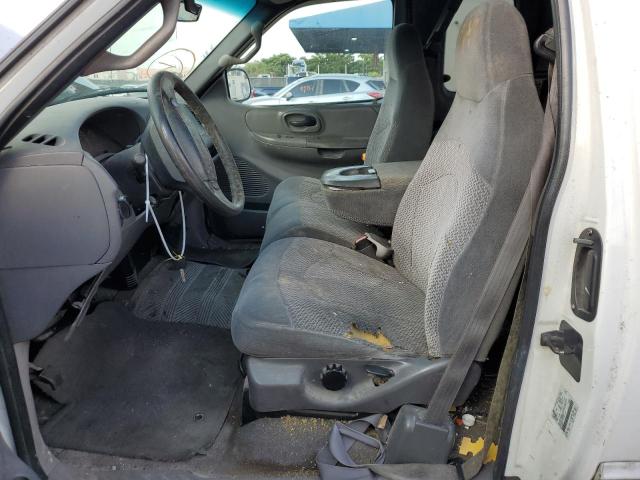 Photo 7 from auction – 2000 FORD F150 with VIN 1FTRX17L5YNA11518
