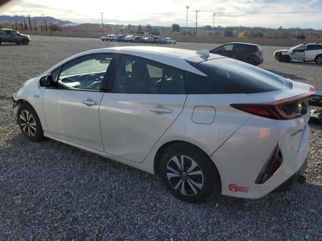 Photo 2 from auction – 2017 TOYOTA PRIUS PRIM with VIN JTDKARFP7H3004670