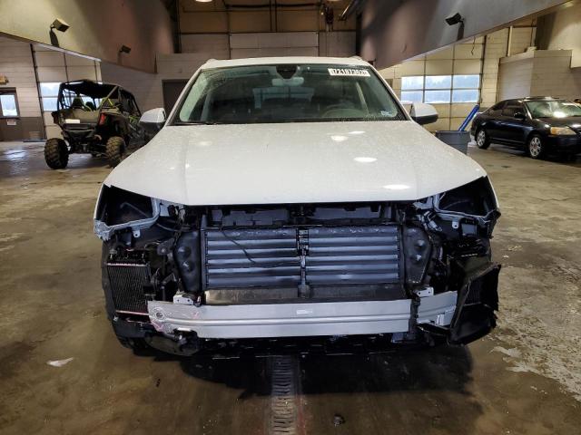 Photo 5 from auction – 2017 AUDI Q7 PREMIUM with VIN WA1LAAF7XHD003801