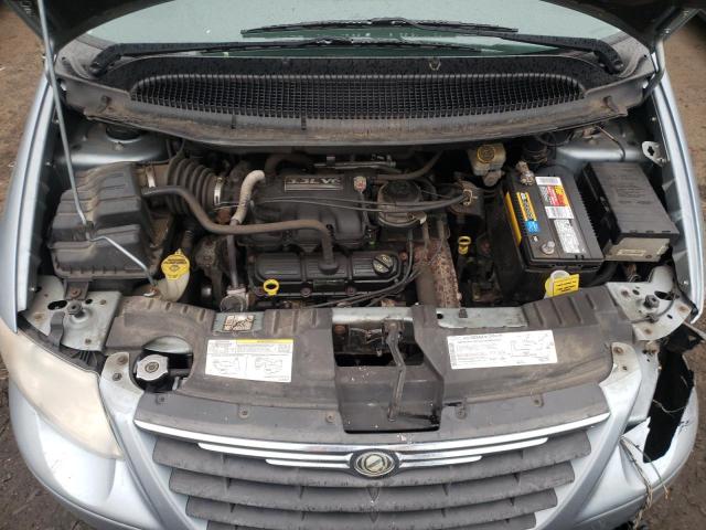 Photo 12 from auction – 2006 CHRYSLER TOWN & COU with VIN 2A4GP44R56R663745