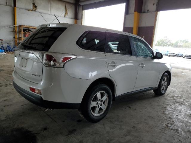 Photo 3 from auction – 2014 MITSUBISHI OUTLANDER with VIN JA4AD2A32EZ004478