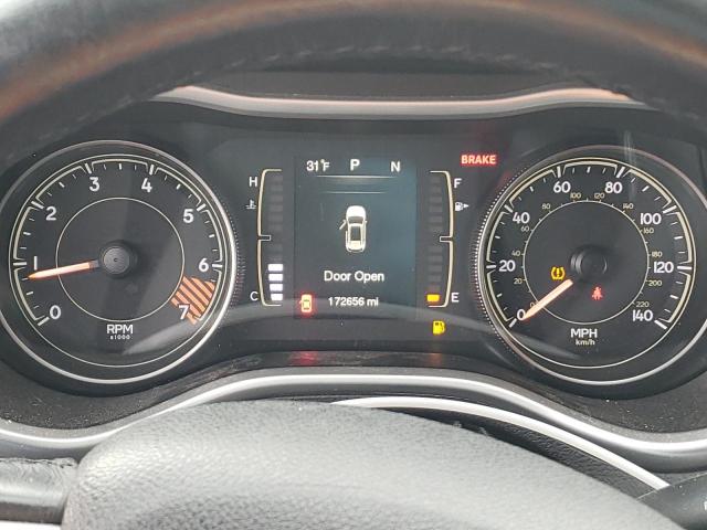 Photo 9 from auction – 2014 JEEP CHEROKEE L with VIN 1C4PJMCB2EW110245